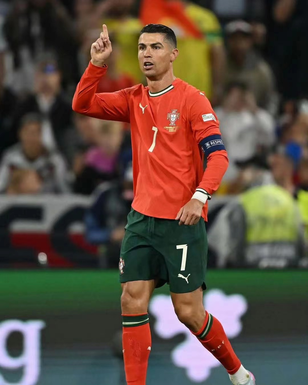Ronaldo e os Cinco Escudos seguem para a final da Liga das Nações da UEFA
